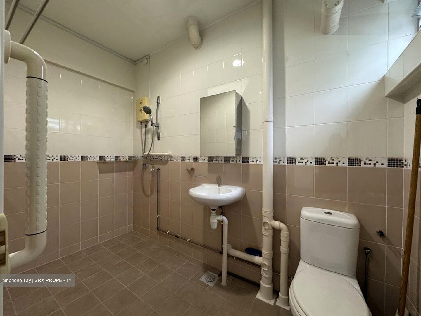 Blk 555 Jurong West Street 42 (Jurong West), HDB 5 Rooms #467404901